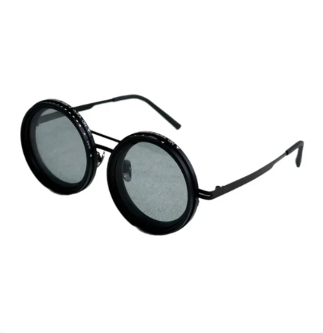 نظارات ذكية قابلة للتعديل – رؤية واضحة في ثواني بدون فحص أو انتظار